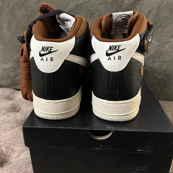 Men's Nike DQ8766-001 Air Force 1 Mid '07 LX Off Noir/Pecan US Size 15 NEW - Picture 4 of 5